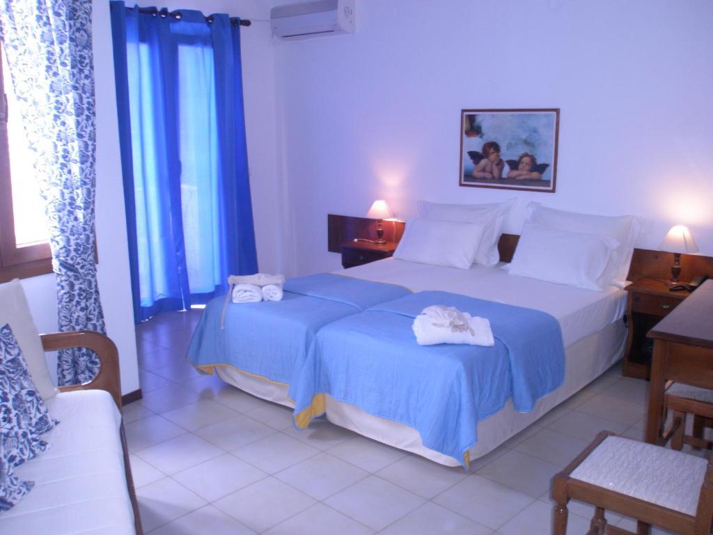 Captain'S House Hotel Skála Room photo