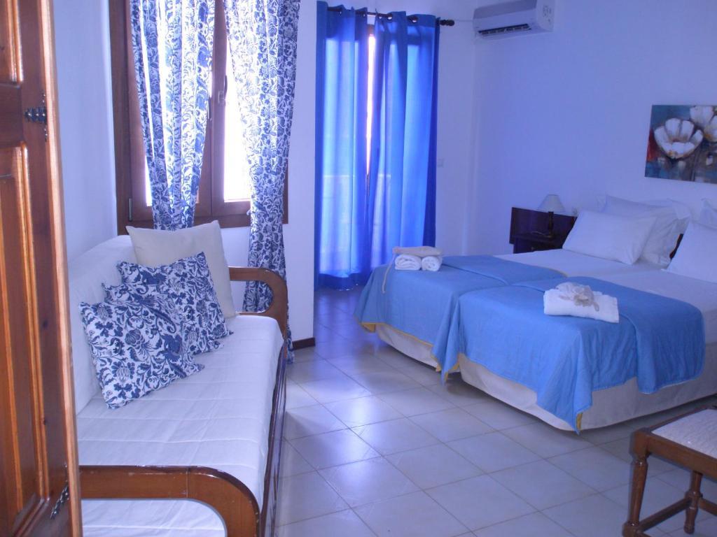 Captain'S House Hotel Skála Room photo